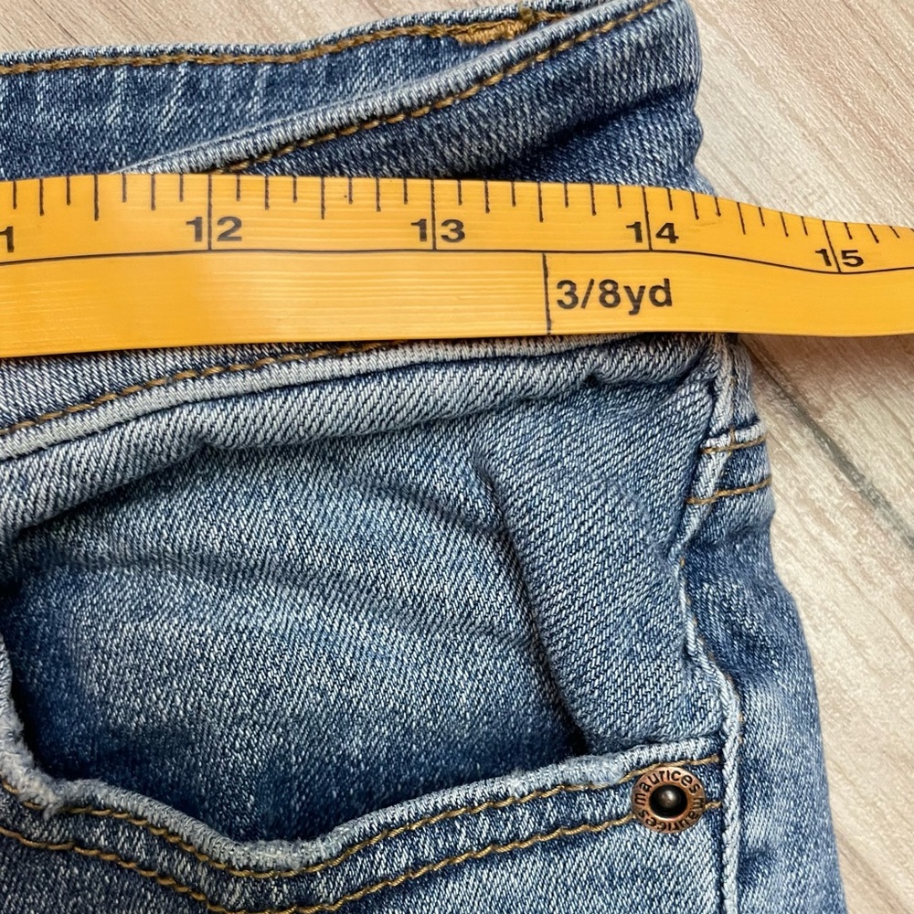 Maurices Distressed Boyfriend Jean - Picture 6 of 8